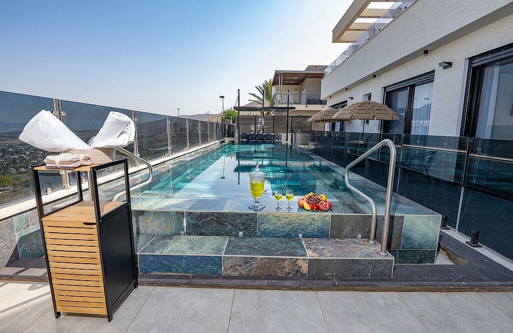 וילה אלטה לוקס יוקרה צפון  6  נופש - וי פור ויקיישן - V for Vacation