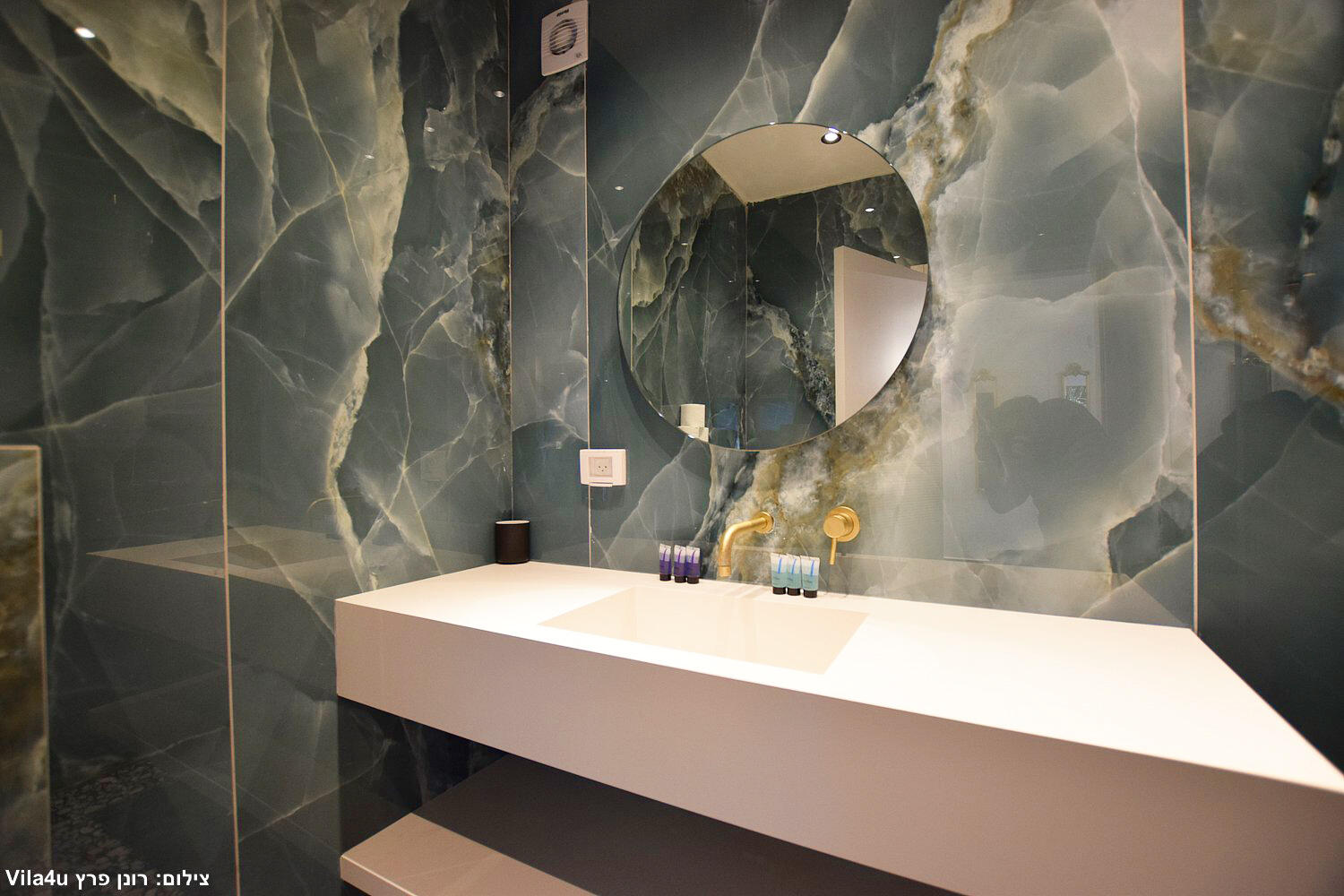 וילה קינג רפאל צפון  20  נופש - וי פור ויקיישן - V for Vacation