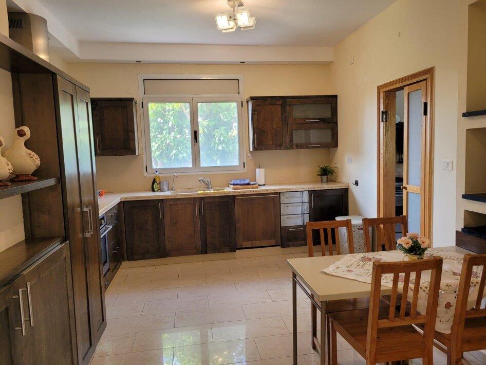 וילה ורדים מרכז  6  נופש - וי פור ויקיישן - V for Vacation