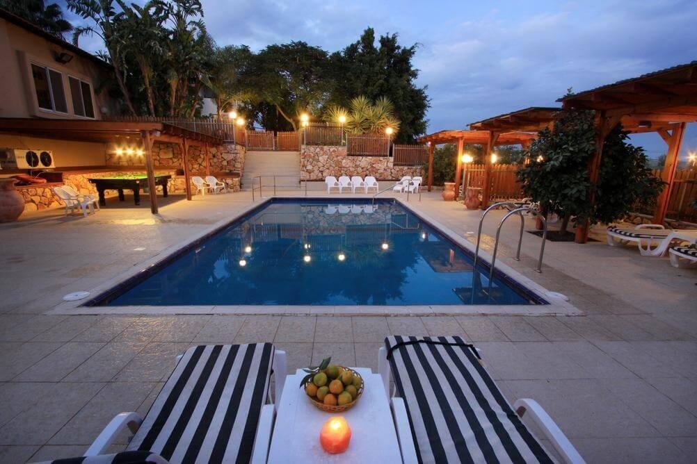 פינה בסג'רה צפון  12  נופש - וי פור ויקיישן - V for Vacation