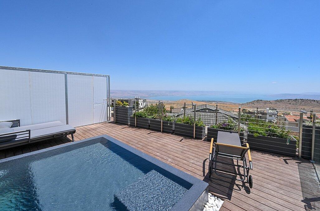 רום פרימיום צפון  21  נופש - וי פור ויקיישן - V for Vacation