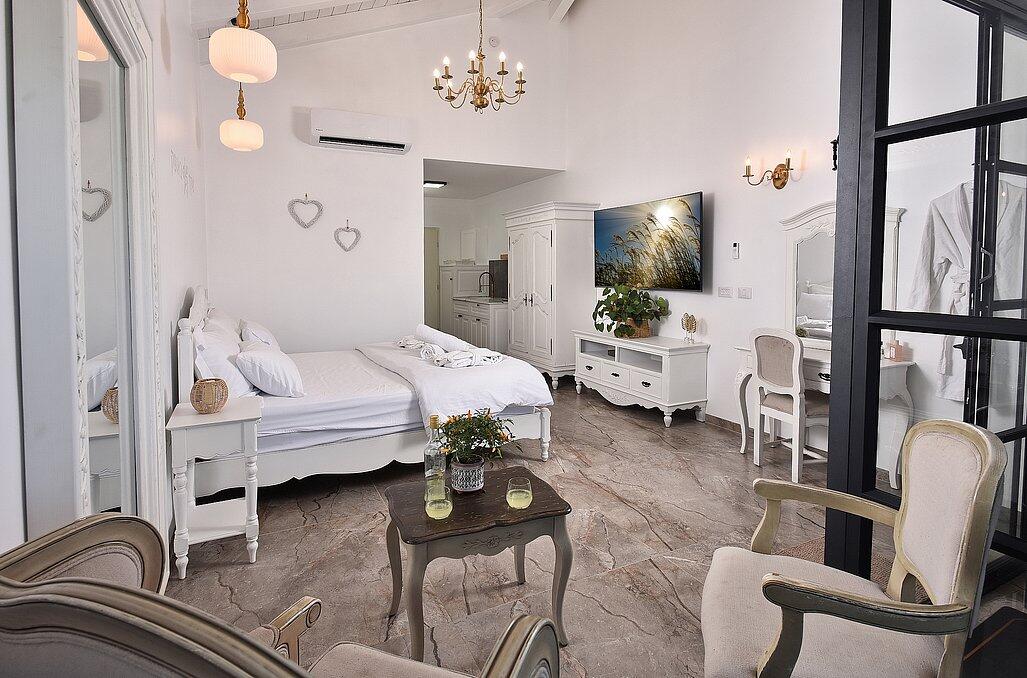 סוויטות רומאנס צפון  19  נופש - וי פור ויקיישן - V for Vacation