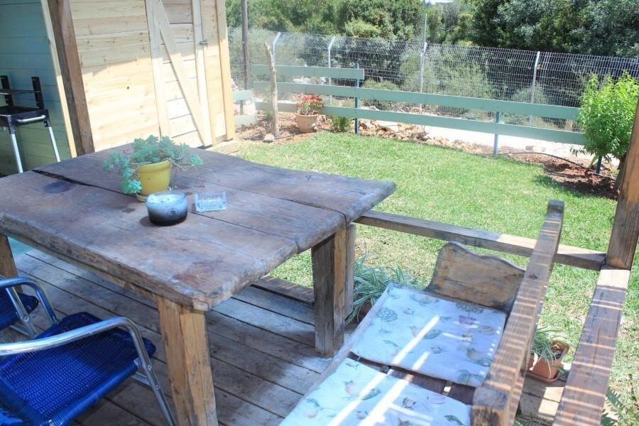 שיר החורש צפון  28  נופש - וי פור ויקיישן - V for Vacation