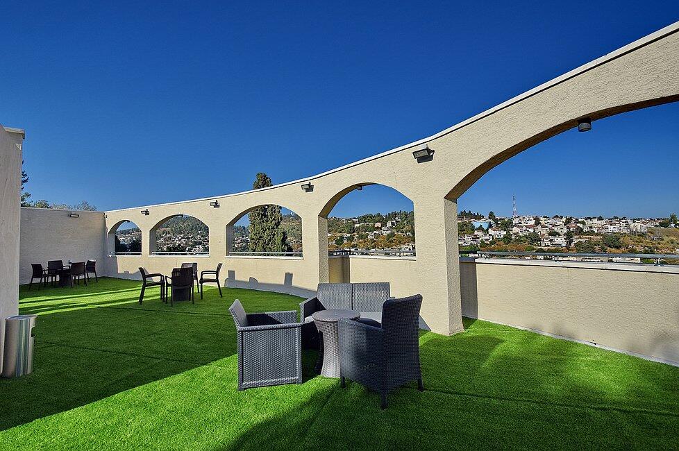 מלון רומנו צפון  4  נופש - וי פור ויקיישן - V for Vacation