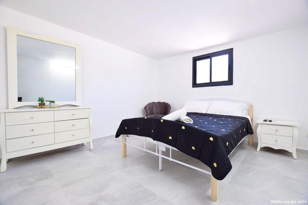 וילה וינפש מרכז  12  נופש - וי פור ויקיישן - V for Vacation