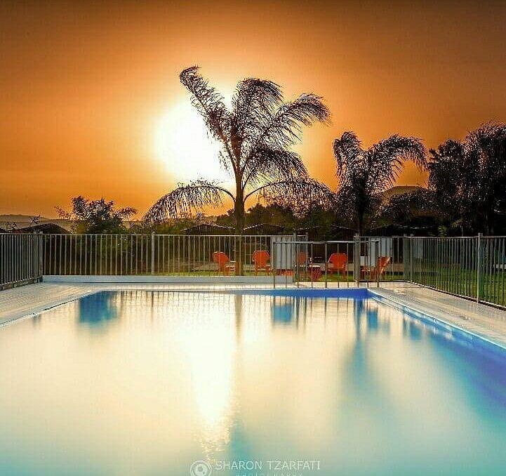 סופת הכלניות צפון  22  נופש - וי פור ויקיישן - V for Vacation