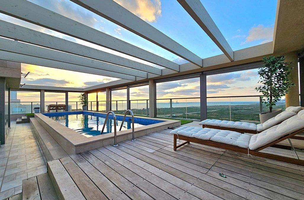 אושן פנטהאוז מרכז  3  נופש - וי פור ויקיישן - V for Vacation