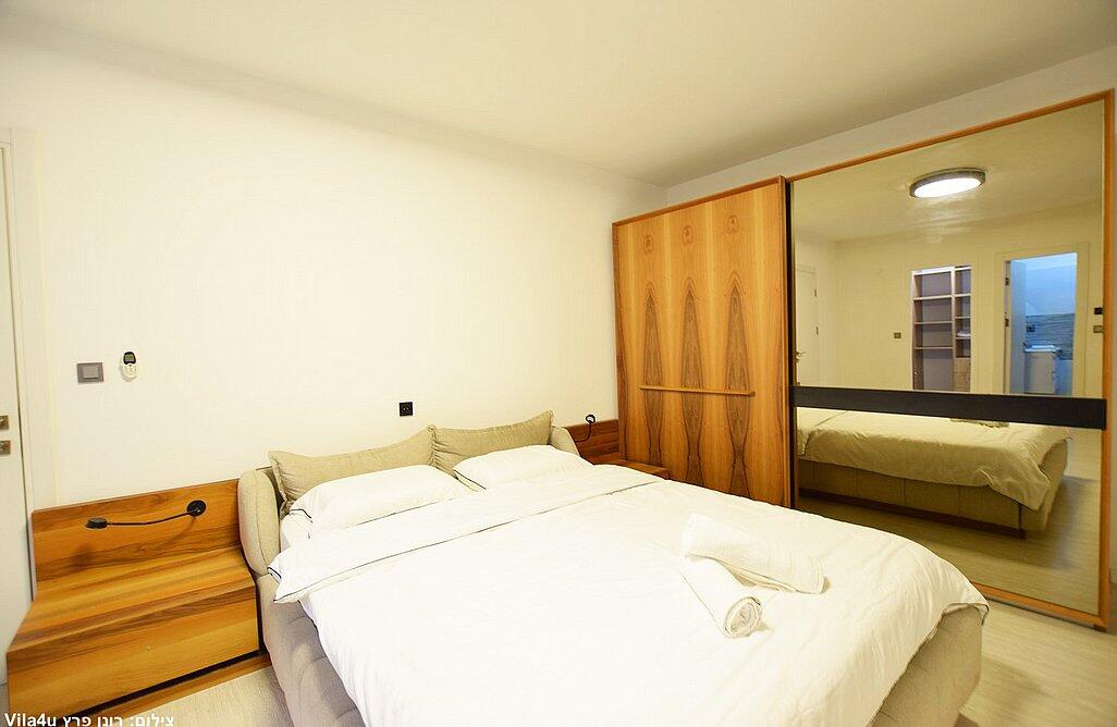 וילה בין הר לים צפון  21  נופש - וי פור ויקיישן - V for Vacation