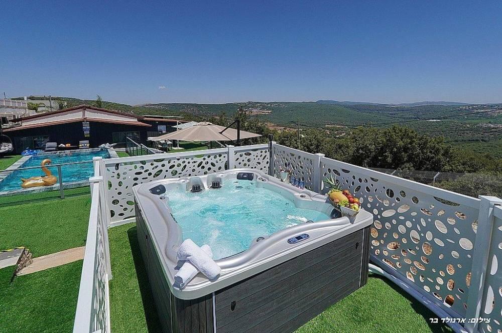 אחוזת אורפז צפון  64  נופש - וי פור ויקיישן - V for Vacation