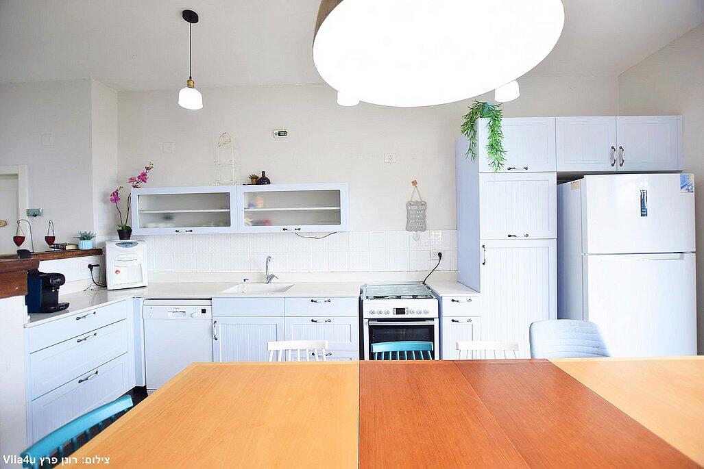 וילה בלו ביי צפון  9  נופש - וי פור ויקיישן - V for Vacation