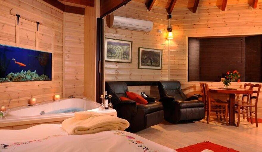 צימר בגבעה צפון  3  נופש - וי פור ויקיישן - V for Vacation