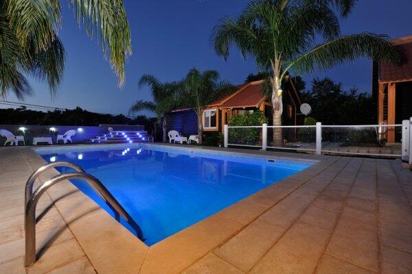 אצולת הכנרת צפון  19  נופש - וי פור ויקיישן - V for Vacation