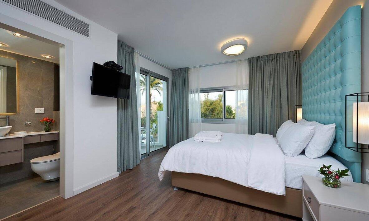 וילה גרדניה דרום  9  נופש - וי פור ויקיישן - V for Vacation