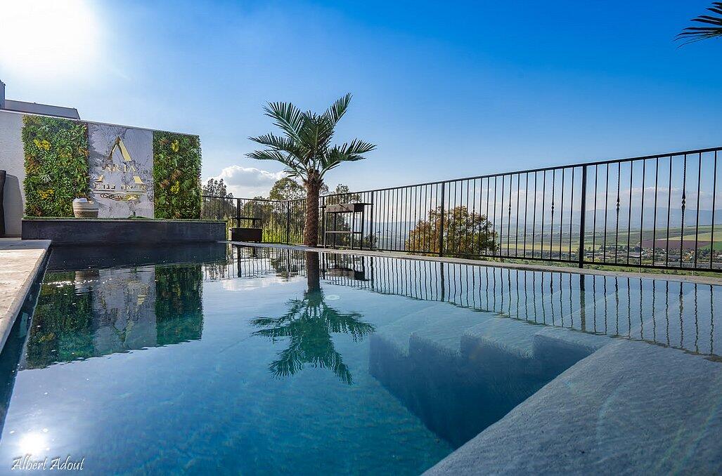 וילה קינג פאלאס טבריה צפון  4  נופש - וי פור ויקיישן - V for Vacation