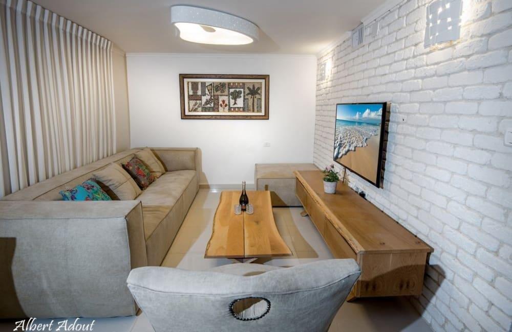 אחוזת הנרקיס 42 צפון  13  נופש - וי פור ויקיישן - V for Vacation