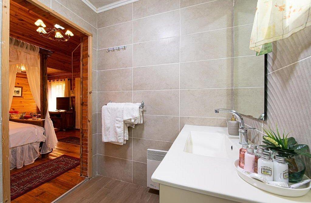 ראש פינת נוי צפון  31  נופש - וי פור ויקיישן - V for Vacation