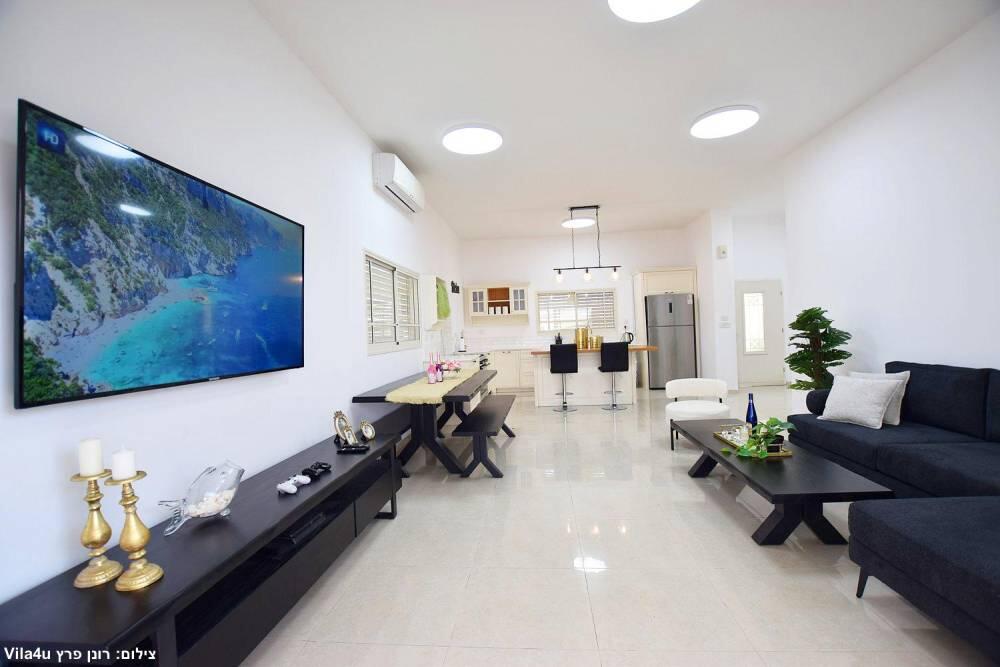 אחוזת שלמה ריזורט מרכז  8  נופש - וי פור ויקיישן - V for Vacation