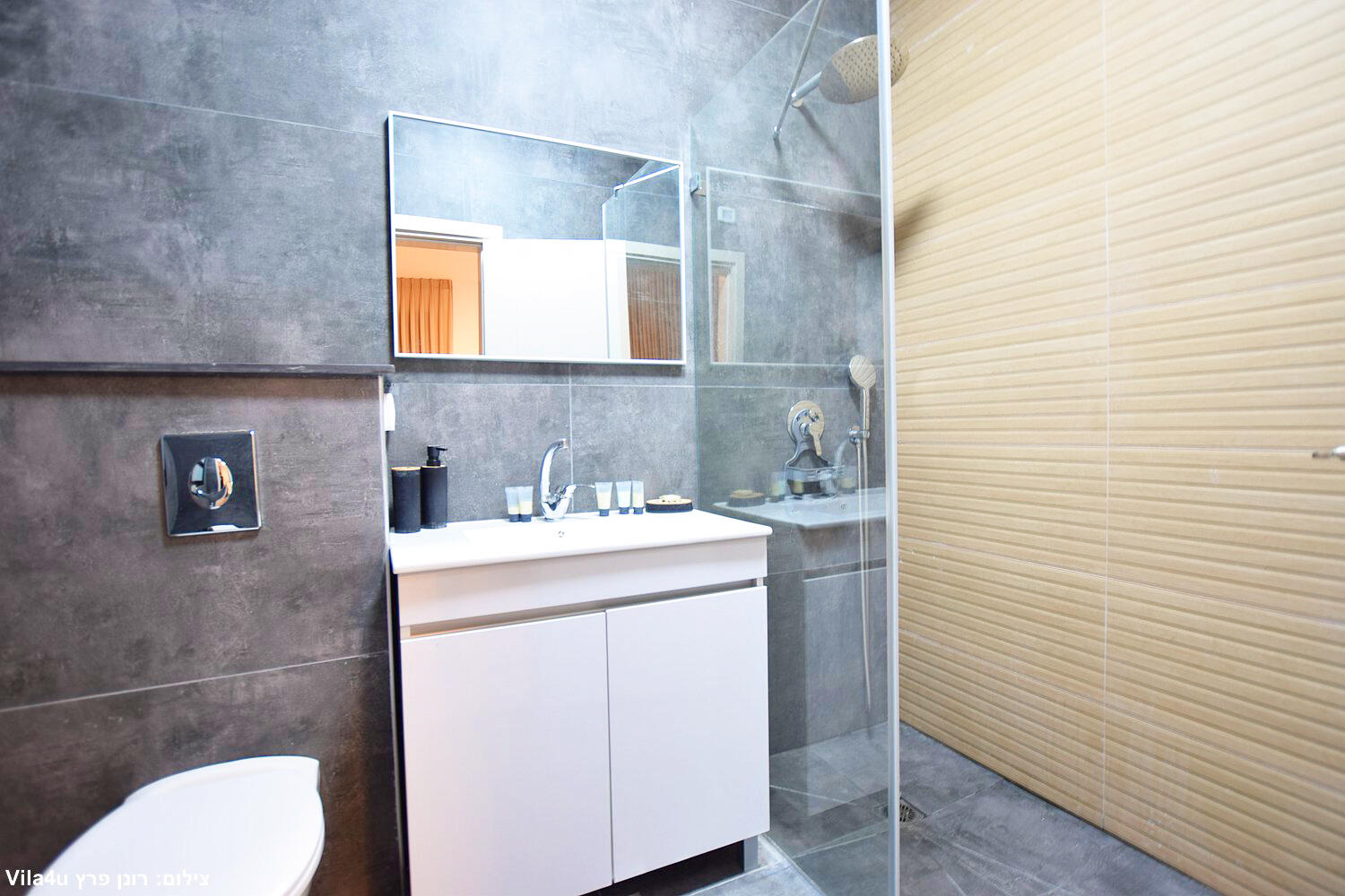 וילה ריזורט בצל האקליפטוס צפון  15  נופש - וי פור ויקיישן - V for Vacation