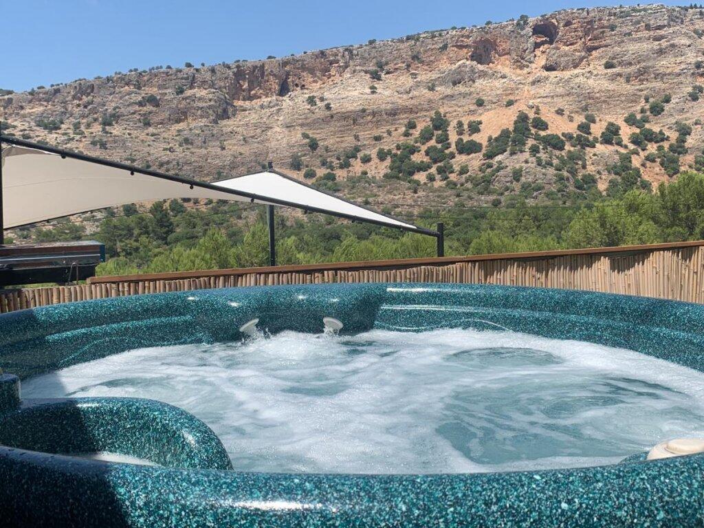 סוויטות קשת ואיתן צפון  12  נופש - וי פור ויקיישן - V for Vacation