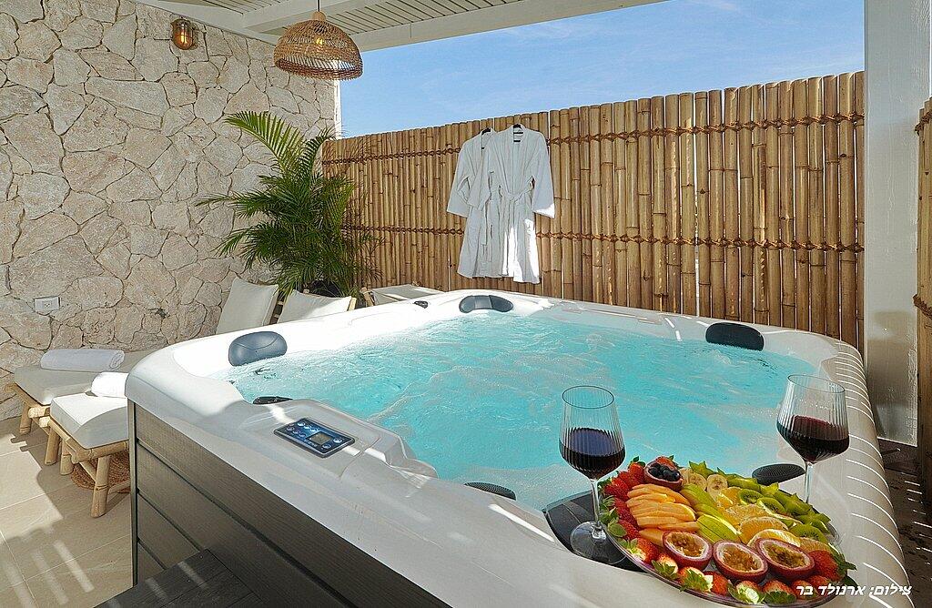 סוויטות שילו - Shilo Suites צפון  24  נופש - וי פור ויקיישן - V for Vacation