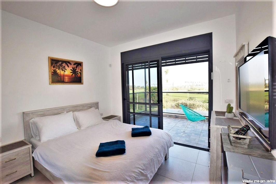 אחוזת אגם כנרת צפון  10  נופש - וי פור ויקיישן - V for Vacation