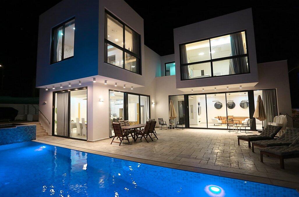 וילת הבשמים דרום  15  נופש - וי פור ויקיישן - V for Vacation