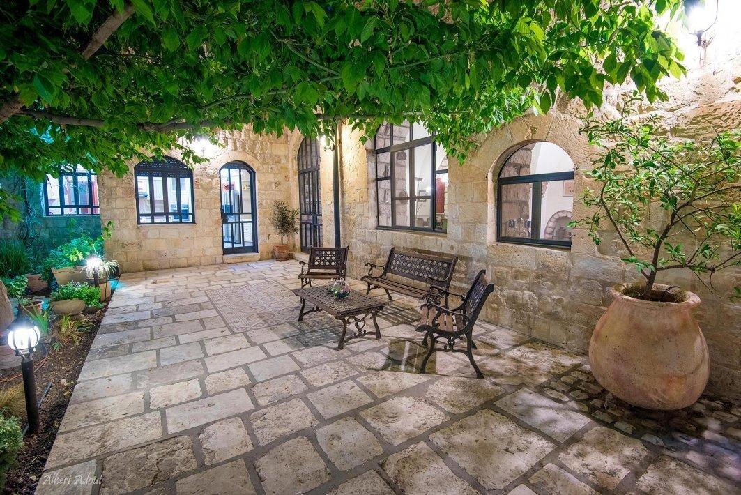 אצולת אירופה - שערי צפת צפון  12  נופש - וי פור ויקיישן - V for Vacation