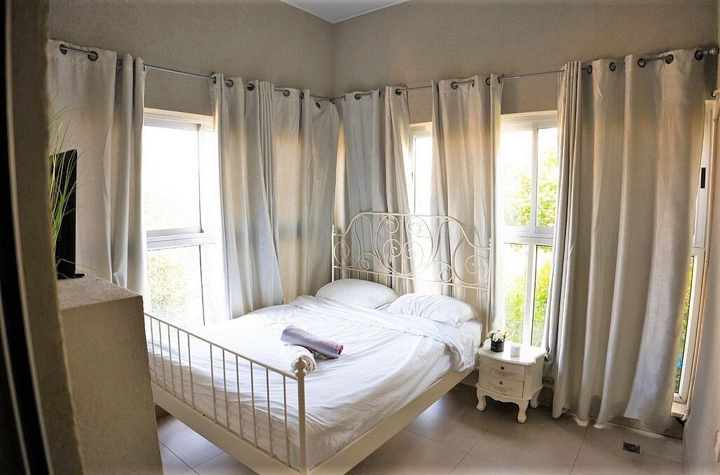 וילה קיסריה על החוף מרכז  12  נופש - וי פור ויקיישן - V for Vacation