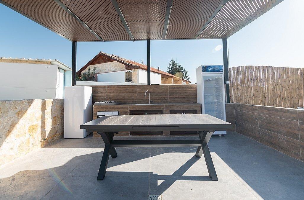 וילה שקיעות אדומות דרום  3  נופש - וי פור ויקיישן - V for Vacation