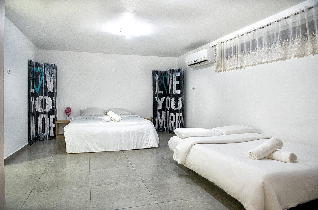 וילה איל דרום  16  נופש - וי פור ויקיישן - V for Vacation