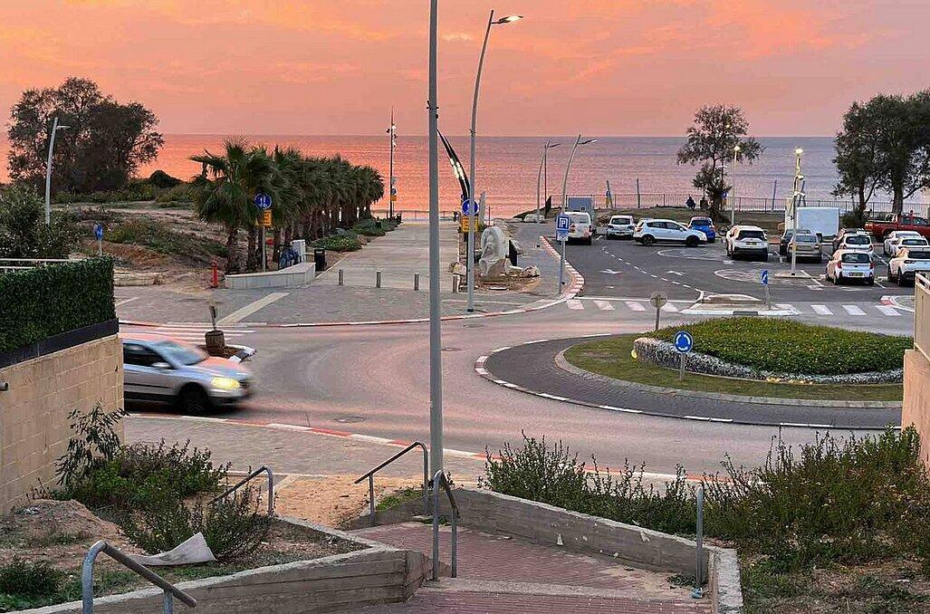 סי בלקוני מרכז  20  נופש - וי פור ויקיישן - V for Vacation