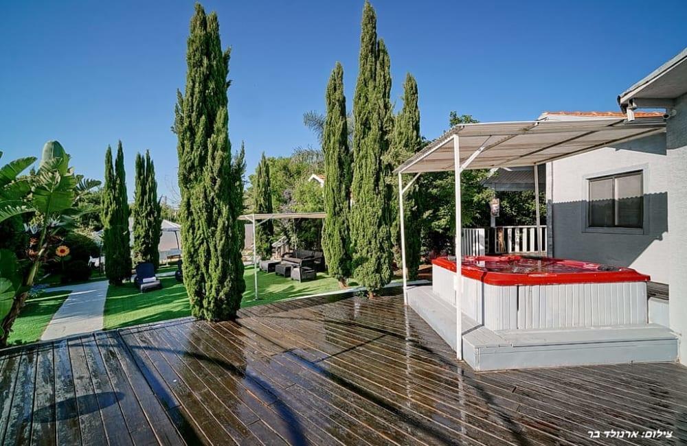 אושיה ריזורט צפון  8  נופש - וי פור ויקיישן - V for Vacation