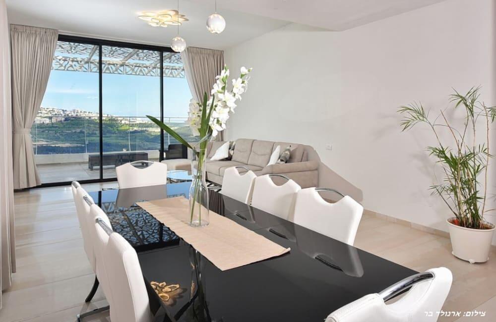 וילה סלו מול הכנרת צפון  46  נופש - וי פור ויקיישן - V for Vacation