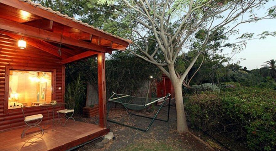 מול הנוף ברמות צפון  18  נופש - וי פור ויקיישן - V for Vacation