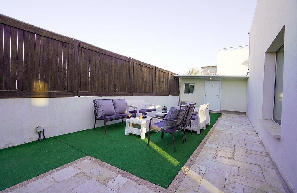 וילה פומלה דרום  17  נופש - וי פור ויקיישן - V for Vacation