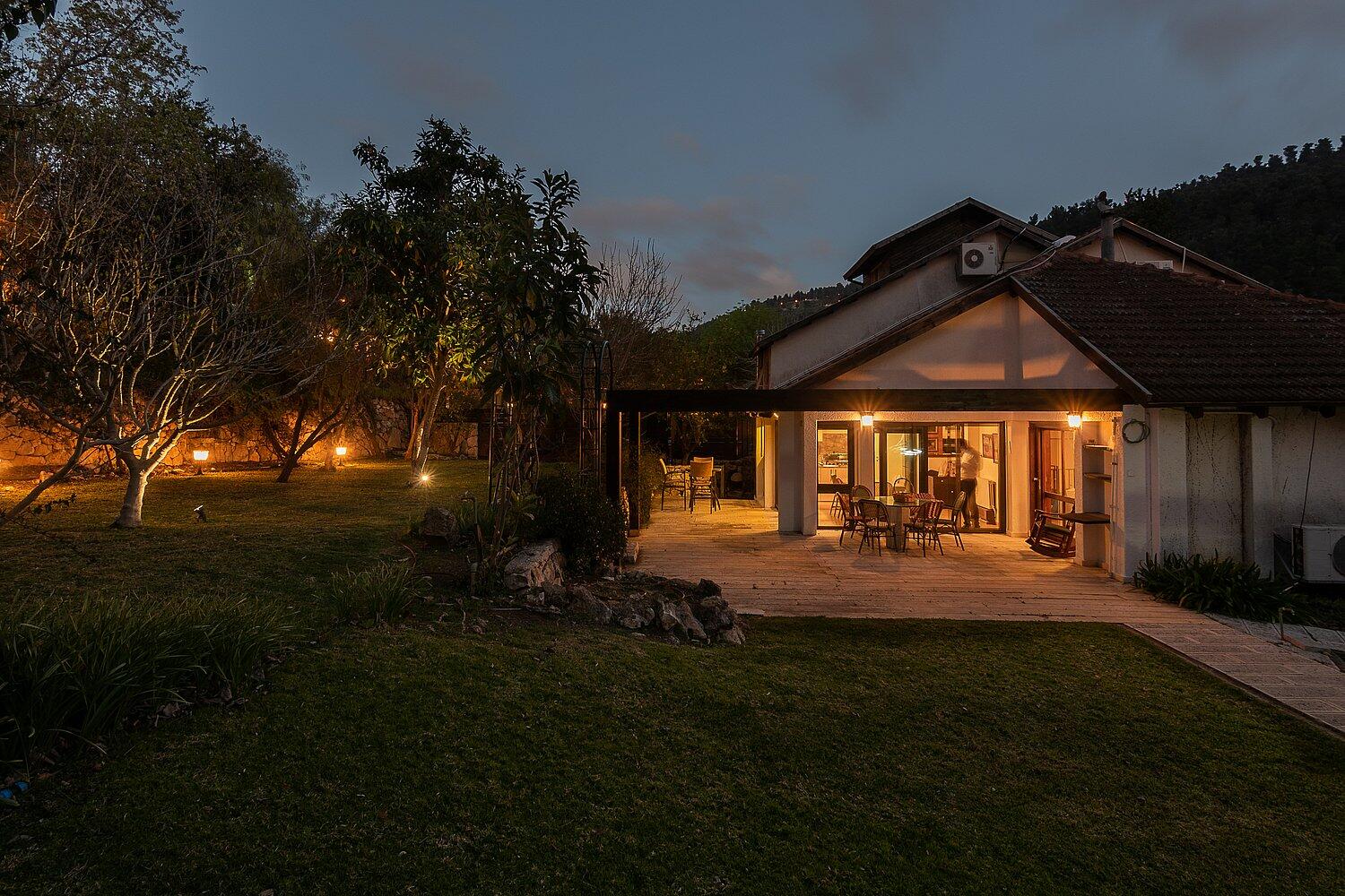 וילה בית זית מרכז  47  נופש - וי פור ויקיישן - V for Vacation