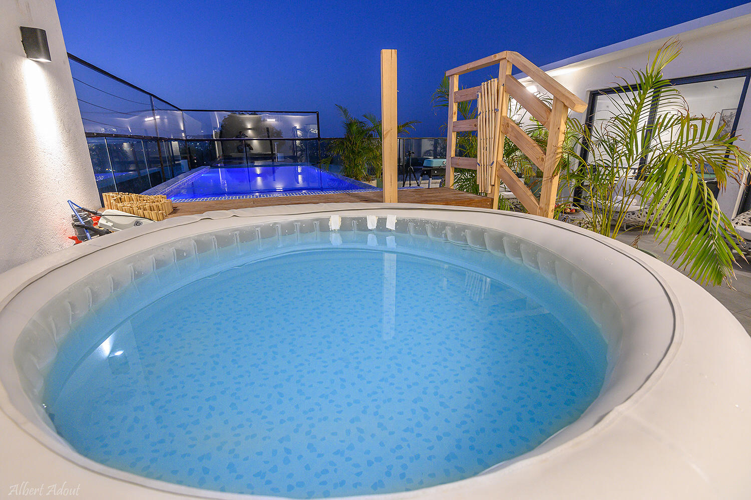 וילה קינג רפאל צפון  2  נופש - וי פור ויקיישן - V for Vacation