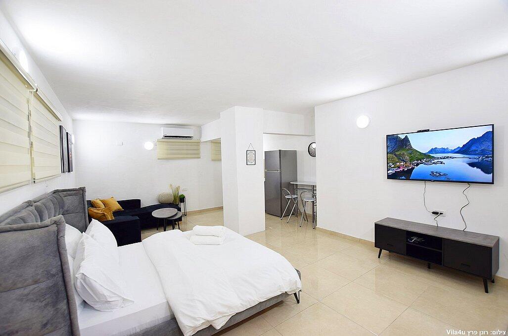 ליאור בכנרת צפון  9  נופש - וי פור ויקיישן - V for Vacation