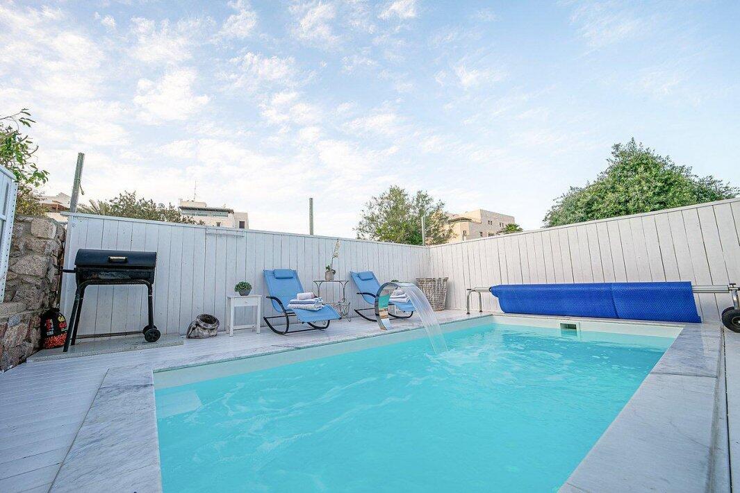 וילה יושי ריזורט דרום  17  נופש - וי פור ויקיישן - V for Vacation