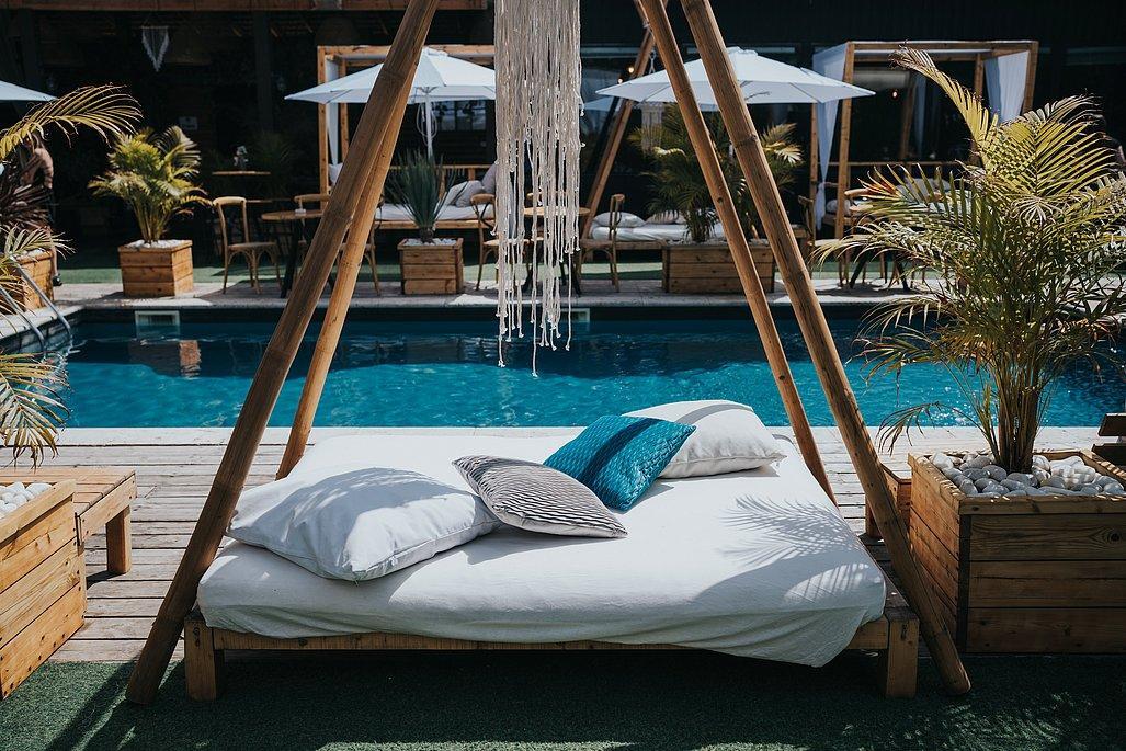 משק 17 מרכז  18  נופש - וי פור ויקיישן - V for Vacation