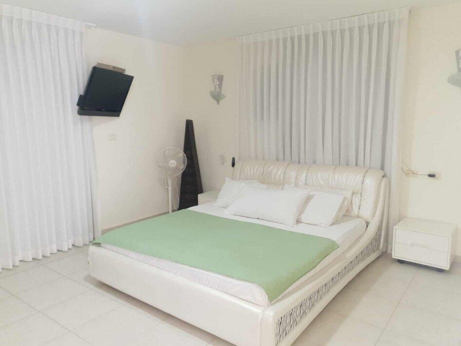 וילה מזל מרכז  10  נופש - וי פור ויקיישן - V for Vacation