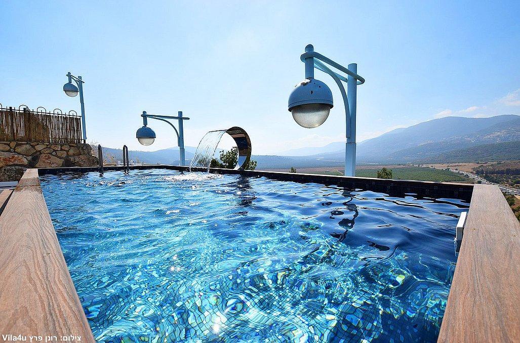 אחוזת קרן שמש צפון  15  נופש - וי פור ויקיישן - V for Vacation