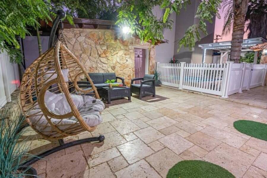 אבן החלומות צפון  9  נופש - וי פור ויקיישן - V for Vacation