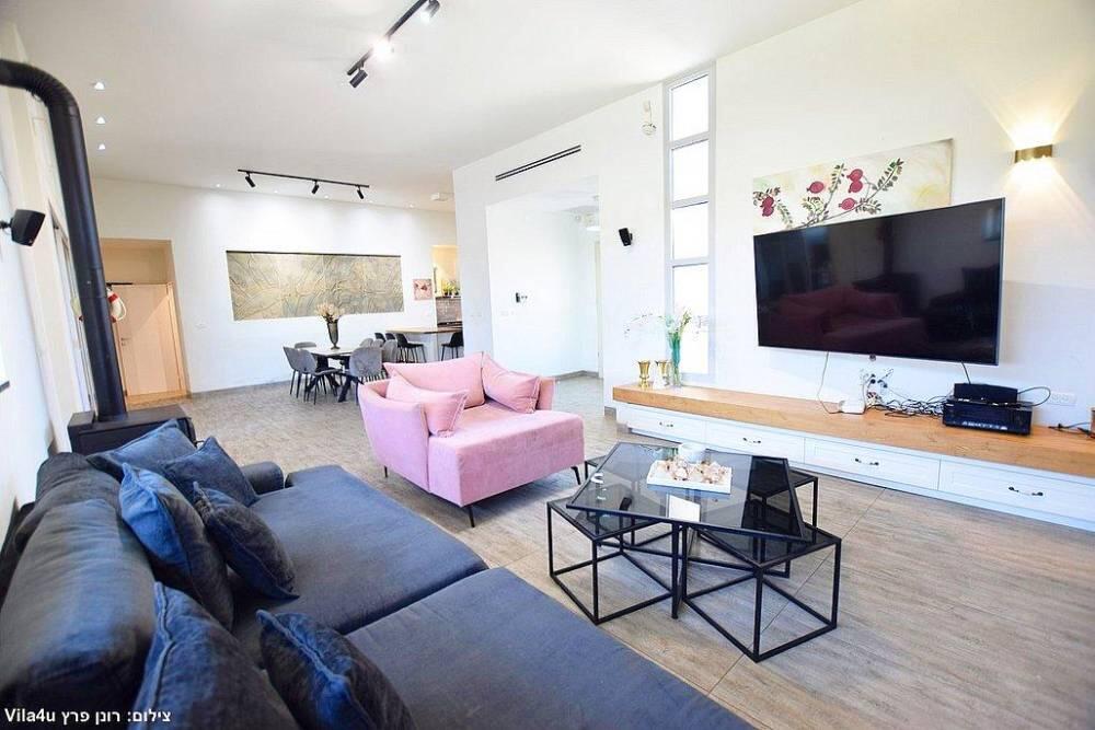 אחוזת אטואל צפון  12  נופש - וי פור ויקיישן - V for Vacation