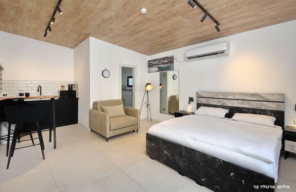 אחוזת אמור צפון  20  נופש - וי פור ויקיישן - V for Vacation