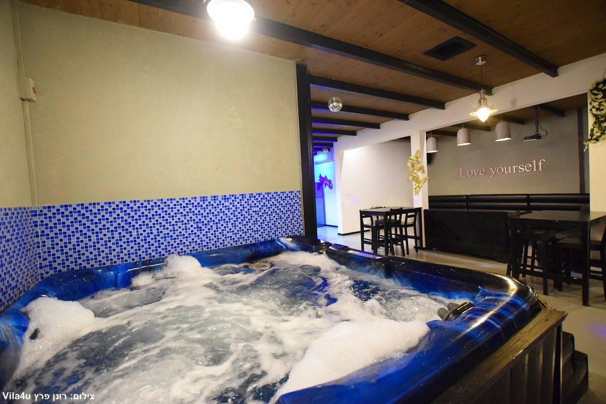 סוהו לופט בגלבוע צפון  21  נופש - וי פור ויקיישן - V for Vacation