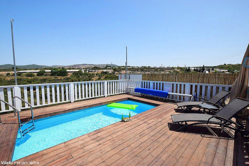 סאן סוויט צפון  23  נופש - וי פור ויקיישן - V for Vacation