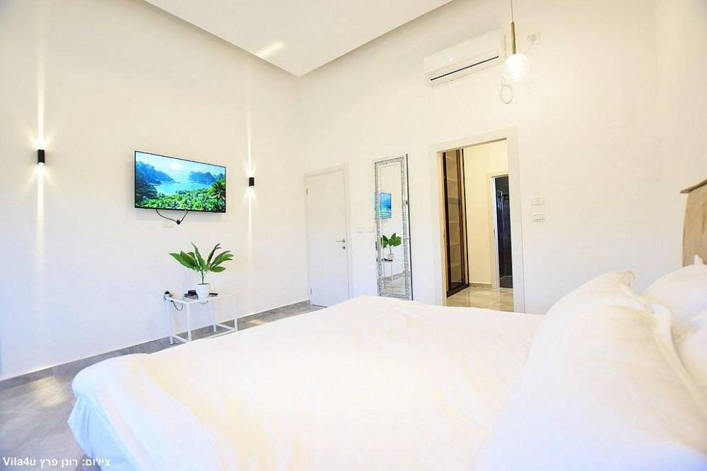 אחוזת ליבי צפון  23  נופש - וי פור ויקיישן - V for Vacation