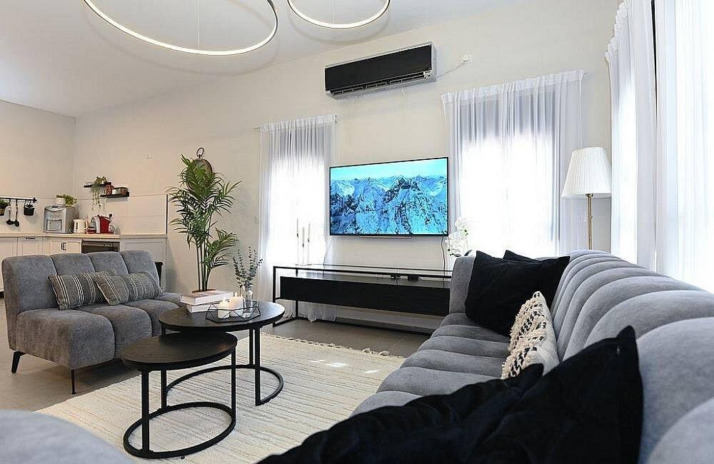 וילה לארבל - Villa LaArbel צפון  9  נופש - וי פור ויקיישן - V for Vacation