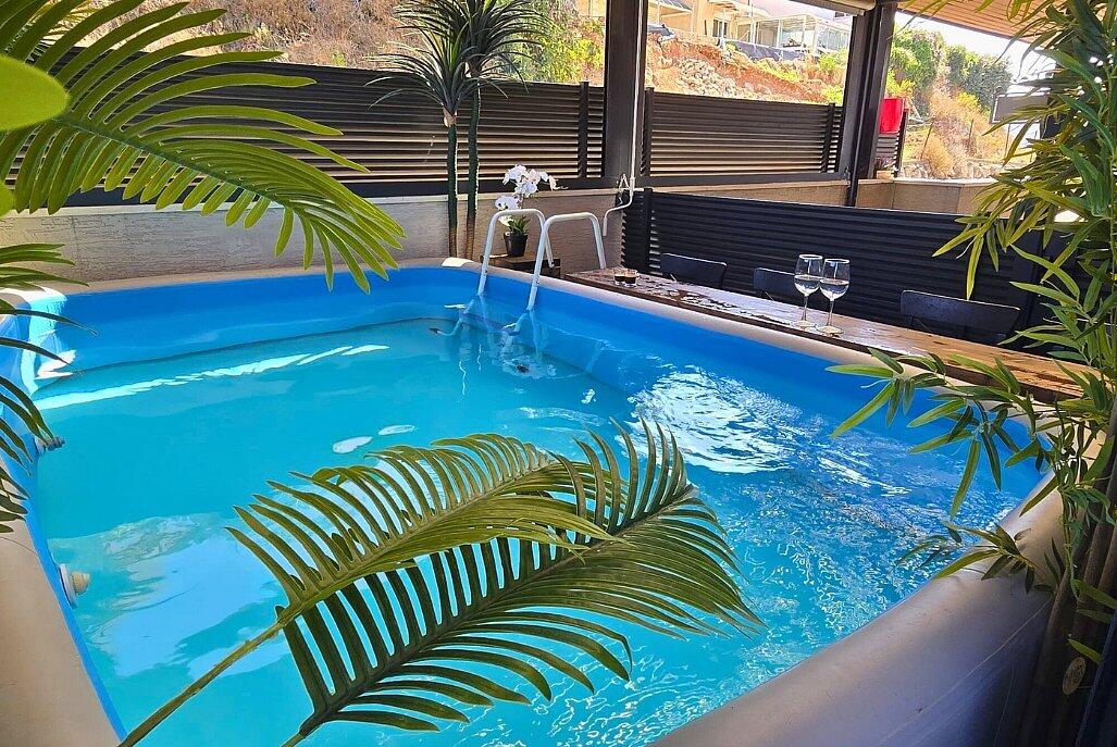 סוויטות רומאנס צפון  18  נופש - וי פור ויקיישן - V for Vacation